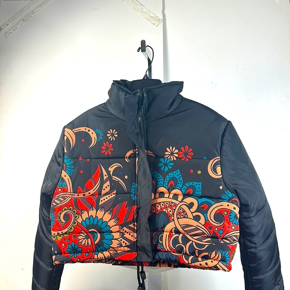 Puffer Jacket Cropped Long Sleeve FullZip Drawstring Mock Neck Mega Fashion Club - Picture 4 of 13